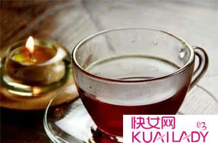 月经期喝红糖水的好处 经期喝红糖水有什么好处 喝红糖水有好处