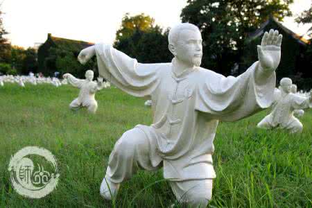 杨氏太极拳特点 太极拳  五氏太极拳养身特点