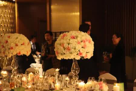 按摩红酒盛宴是什么 红酒盛宴