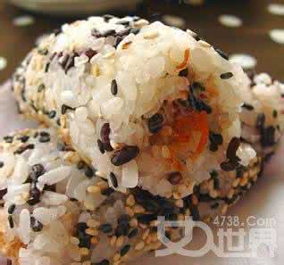 糯米饭团的做法 普通糯米饭团的做法