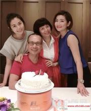 selina被赶出家门 selina被赶出家门 老公为了和小三在一起，陷害我偷东西把我赶出家门……