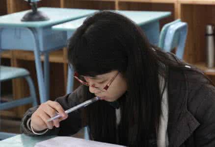 高中历史学生作业分析 九成以上的高中学生，这样做作业，越做成绩越差！
