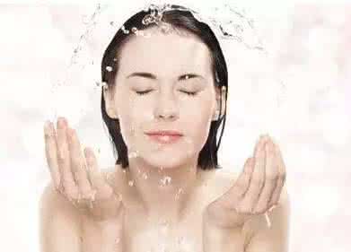 陈醋和白醋和哪种减肥 白醋美容减肥，七天刮掉10斤肥肉！真是太实用！