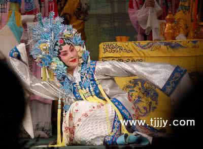 京剧戏曲名段欣赏 【戏曲欣赏】京剧经典：226《梅妃》{五版}