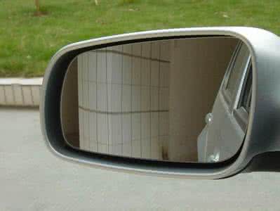 泊车雷达和倒车影像 玩转倒泊车