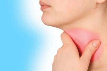 慢性咽炎会引起口臭吗 慢性咽炎会引起口臭吗 慢性咽炎引起口臭怎么治疗
