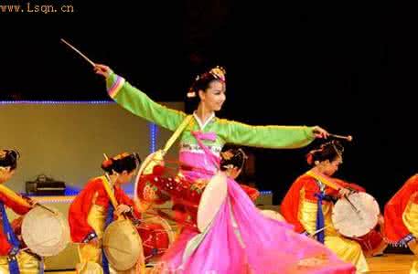 最简单的朝鲜族舞蹈 朝鲜族舞蹈文化 朝鲜族的农乐舞是怎样来的