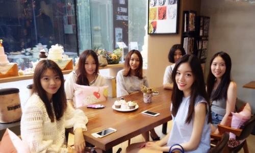 闺蜜结婚送什么礼物好 闺蜜怀孕了送什么礼物 闺蜜生女儿，这些特定生女症状，谁怀上就一个准！