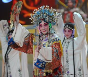 京剧大师梅葆玖 京剧大师梅葆玖去世 梅葆玖先生今日去世 他曾说京剧中医都是国粹