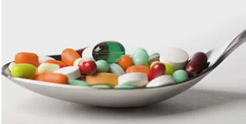 药品创新 官方回应创新药滞后 国内外药品将同步开展试验