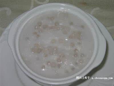 核桃煮粥吃有营养吗 核桃煮粥吃有营养吗 煮粥加碱小心营养流失