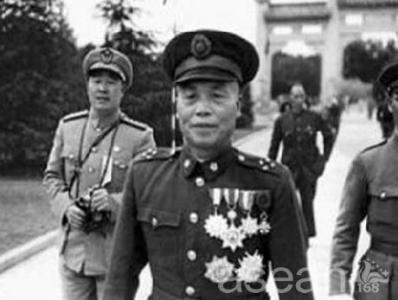 李宗仁 李宗仁 1948年李宗仁将军竞选时竟用1000多根金条