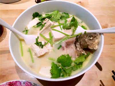 母牛快速催奶专用饲料 快速催奶食疗方转