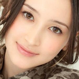 如何打造清透底妆 完美清透底妆打造好气色