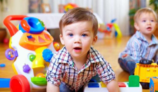 玩具越少孩子越聪明 玩具越少越聪明？这6件事，爸妈知道得越早越好！