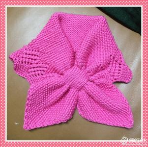 蝴蝶围巾的织法视频 刚刚仿织完工的宝宝蝴蝶围巾(真人秀)