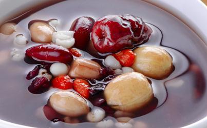 女性贫血吃什么补品好 女性贫血 三道适合贫血女性食用的美食