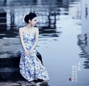 低眉顺眼 此生,愿做低眉的女子