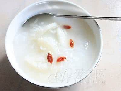 赤小豆薏米粥去口臭吗 去除口臭八款粥品