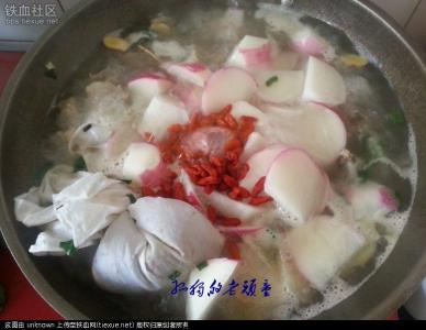 萝卜炖羊肉 冬天吃萝卜炖羊肉 养肝又润肤