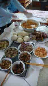 民国先生梁实秋 一顿饭吃几个馒头 民国“饭桶”梁实秋 一顿饭12个馒头三碗面