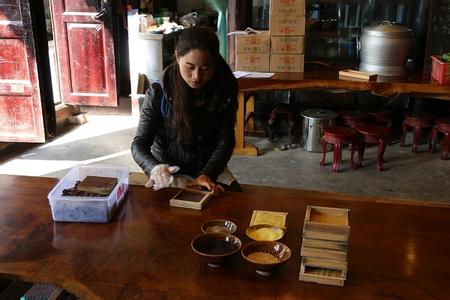 采摘松花粉技巧有讲究 采摘松花粉技巧有讲究 洞房布置有讲究 洞房布置技巧