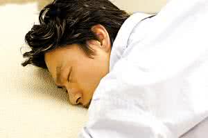 小孩儿咳嗽老不好 食欲减退 手上看小孩儿食欲减退、不好好睡觉、注意力不集中、生长发育迟缓