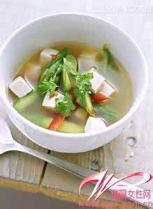 小白菜烩豆腐的做法 产后减肥食谱：蔬菜烩豆腐的做法