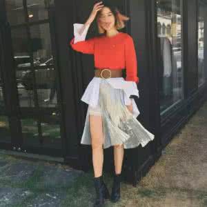 韩国人喜欢穿什么衣服 她是韩国最会穿衣服的女人，你喜欢的样子她都有