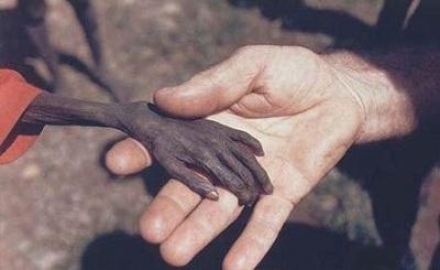 心碎了才懂 黯然落泪，谁懂心碎