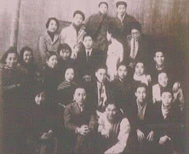 刘海粟人体模特 刘海粟简介 刘海粟92岁再度人体写生