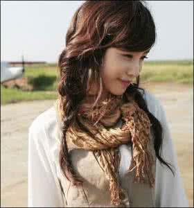 时尚围巾的各种围法 生活帮——秋天的美丽,各种围巾的时尚系法!(美丽绕出来)