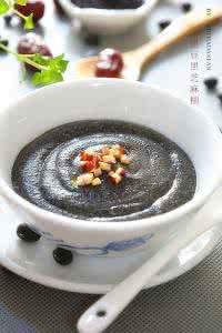 黑豆黑芝麻糊功效 黑豆黑芝麻糊