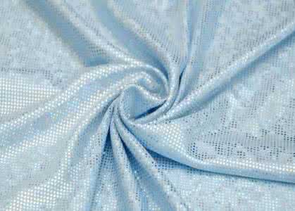 化纤面料的优缺点 化纤面料的优点 化纤面料有哪些优点 化纤面料有哪些缺点总结