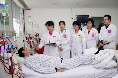 高钠血症的治疗 高钠血症的治疗 高钠血症的治疗方式都有哪些