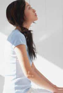 女人喜欢闷骚的男人嘛 闷骚男人更受女人欢迎