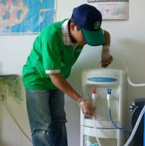 饮水机怎么清洗消毒 怎么清洗饮水机彻底消毒