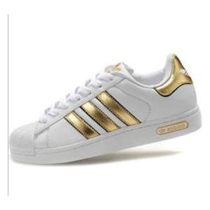 阿迪达斯三叶草板鞋 阿迪达斯板鞋之三叶草系列推荐