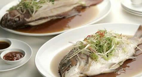 多吃鱼的好处 吃鱼的好处多