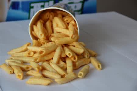 美国最受欢迎的薯片 美国最受欢迎的小吃 美国最受欢迎的小吃薯片是怎么发明的