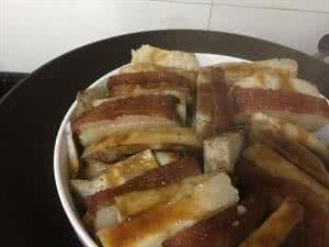 家乡的美食 梅菜扣肉 美食教程：今天做的这款扣肉，馋坏了神仙！