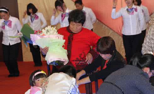 美腿高跟鞋丝袜先锋 鞋袜  给爸妈的暖心鞋
