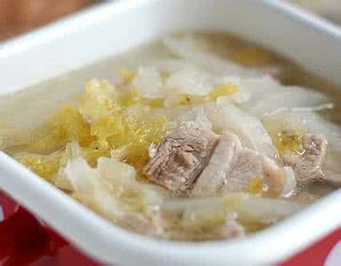 炖酸菜五花肉的做法 酸菜五花肉汤