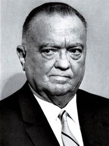 美国电视剧纸牌屋 《纸牌屋》时代的美国政坛还有一个尚待揭开的秘密