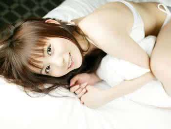 在床上怎么令妻子销魂 床上风情，令你销魂。