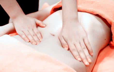 脾胃湿热口臭吃什么药 脾胃湿热是什么 脾胃湿热的症状及调理