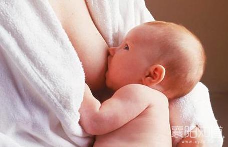 吃不完的母乳怎么处理 母乳吃不完怎么办 家有二宝，吃不完的母乳这样处理，才是物尽其用