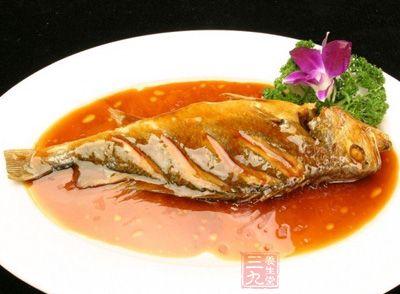 香辣黄花鱼 黄花鱼的做法最正宗的做法 鲜辣黄花鱼味道香