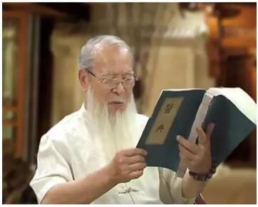 老中医古法减肥茶 老中医古法减肥茶 伤筋动骨要养100天，老中医的奇妙古法是这么做的