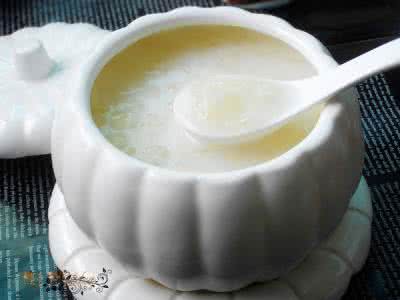 鸽子蛋羹 鸽子蛋 鸽子蛋牛奶羹，大爱“舌尖上的美白”，吃出牛奶肌